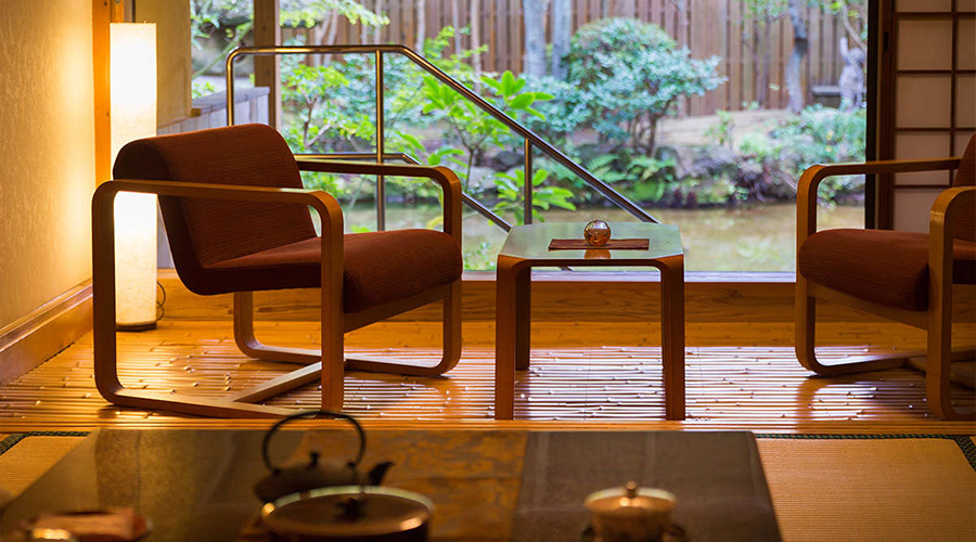 “TSUKITEI”, the room with private open-air hot spring bath